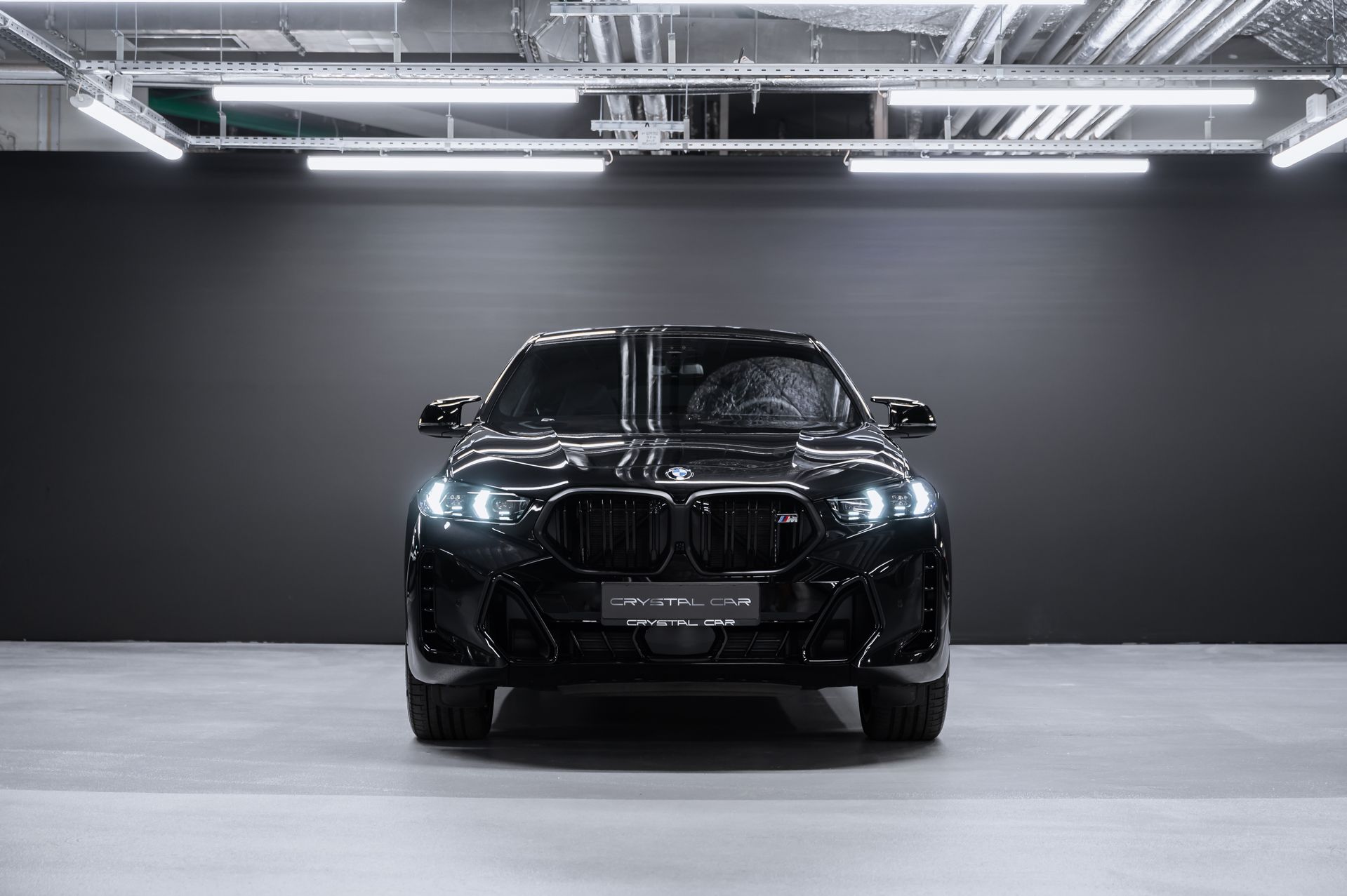 Черный BMW X6 M60i бензин в Crystal Car под заказ