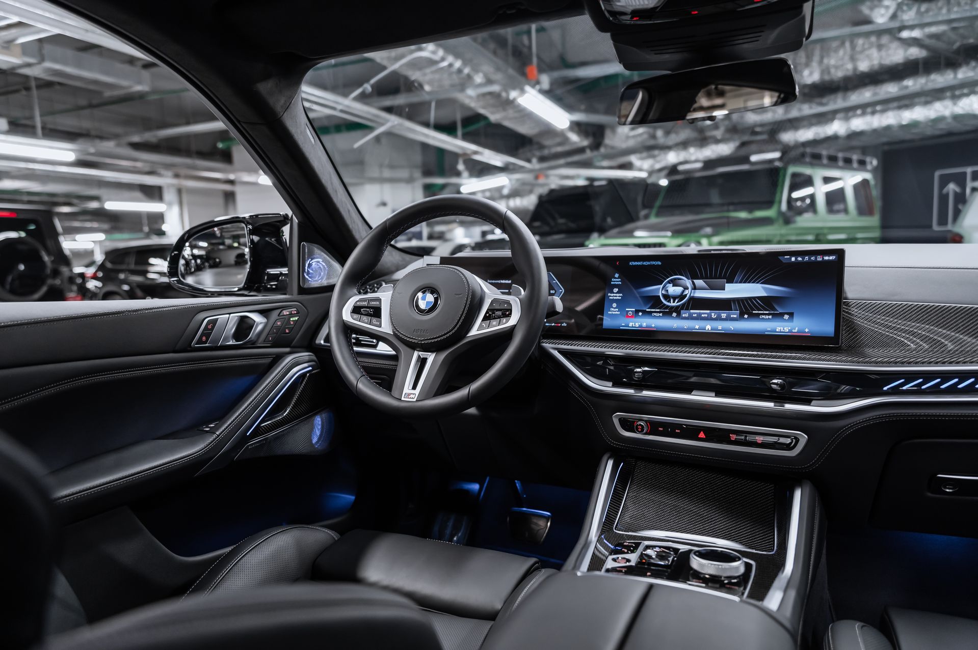 Черный BMW X6 M60i бензин в Crystal Car под заказ