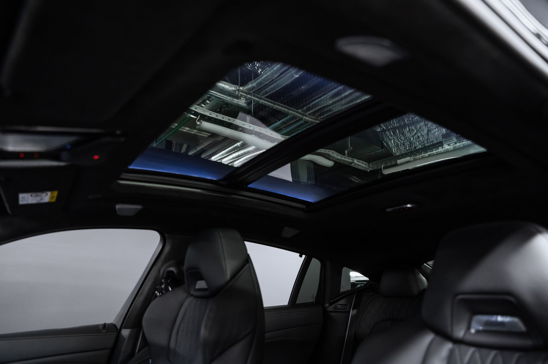 Черный BMW X6 M60i бензин в Crystal Car под заказ