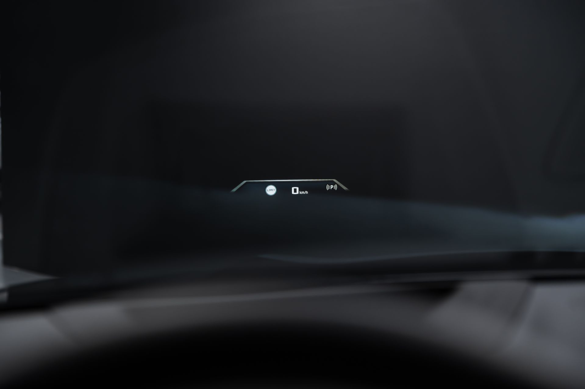 Черный BMW X6 M60i бензин в Crystal Car под заказ