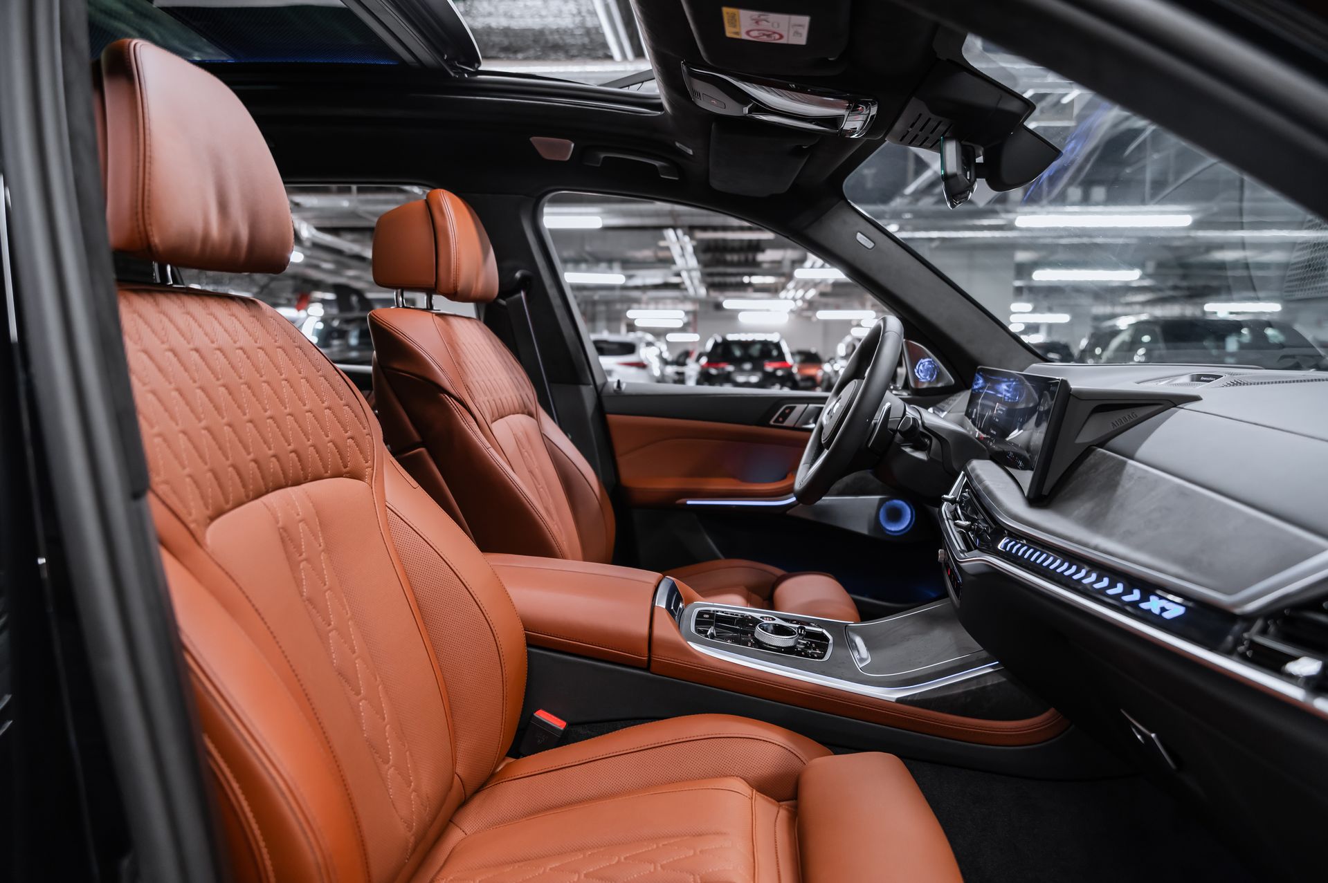 Черный BMW X7 xDrive40d M Sport Pro в Crystal Car под заказ