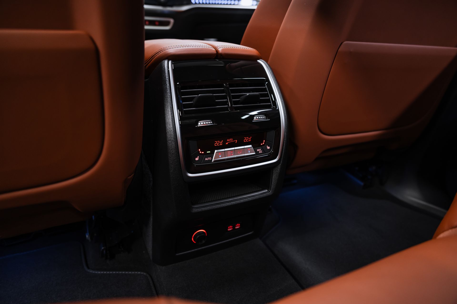 Черный BMW X7 xDrive40d M Sport Pro в Crystal Car под заказ