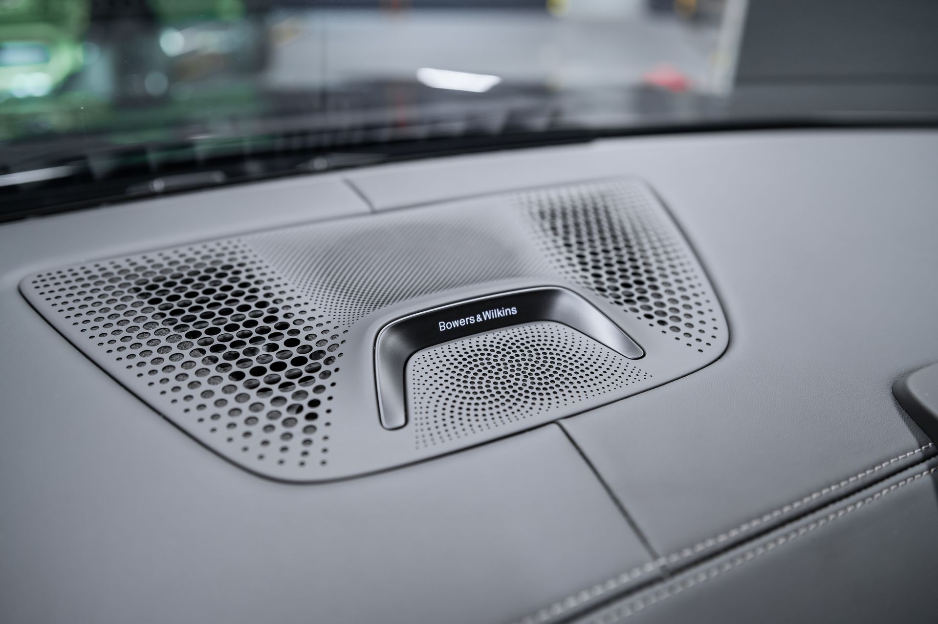 Черный BMW X7 xDrive40d M Sport Pro в Crystal Car под заказ