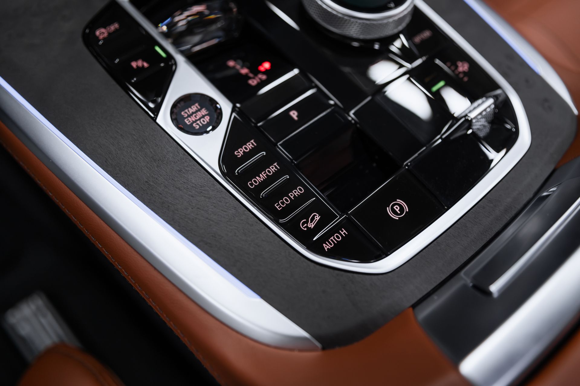 Черный BMW X7 xDrive40d M Sport Pro в Crystal Car под заказ