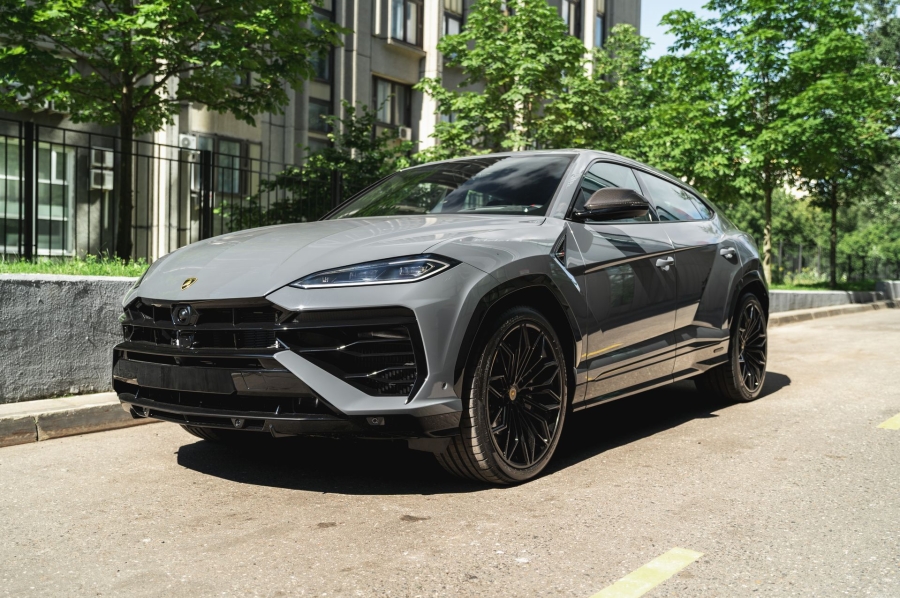 Lamborghini Urus SE в Crystal Car под заказ