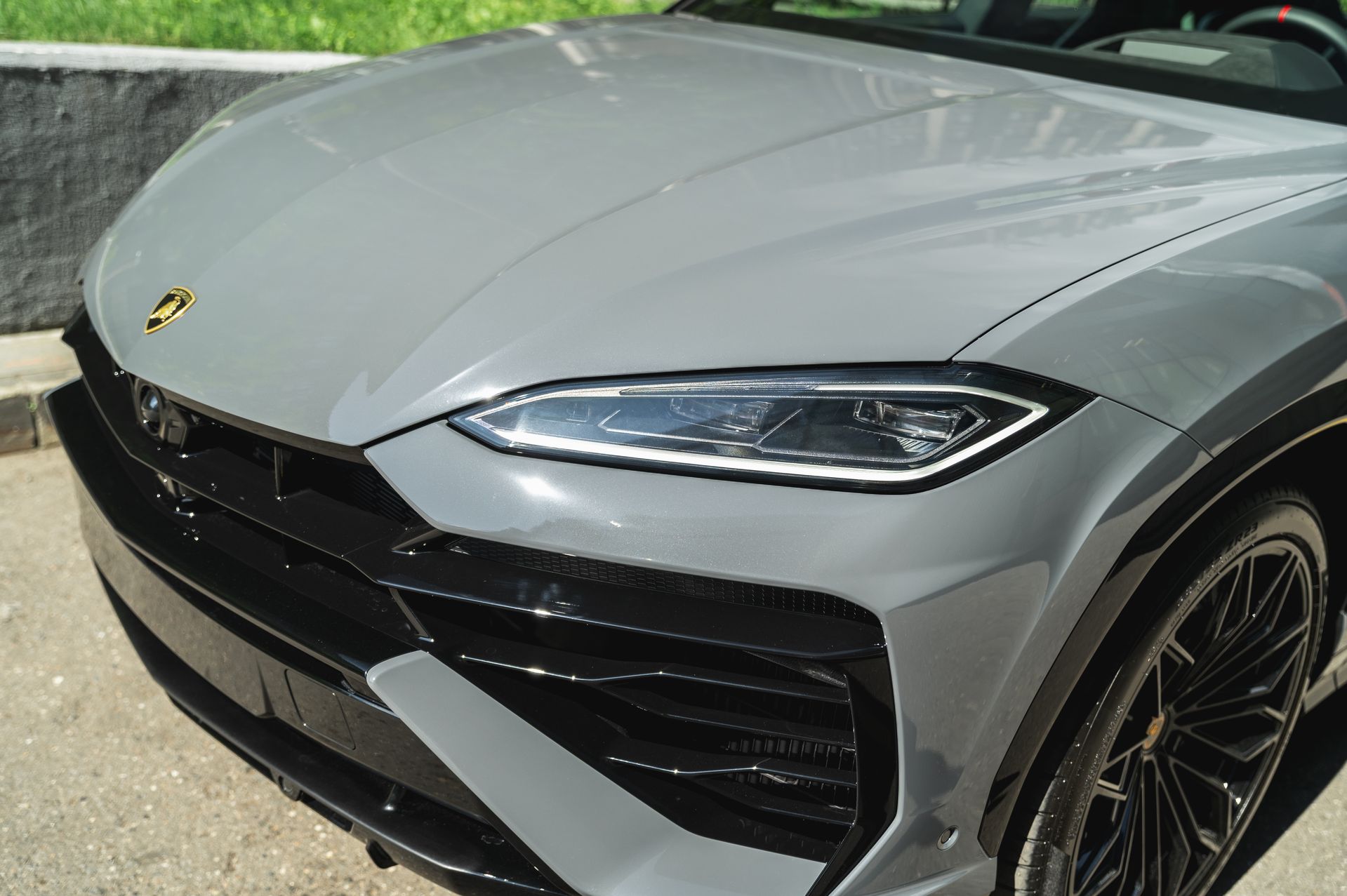 Lamborghini Urus SE в Crystal Car под заказ