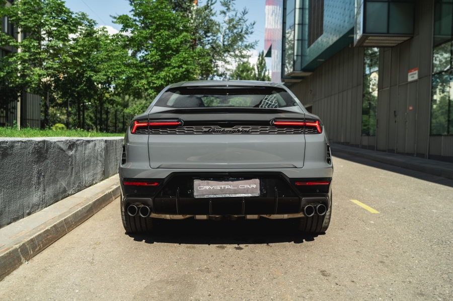 Lamborghini Urus SE в Crystal Car под заказ