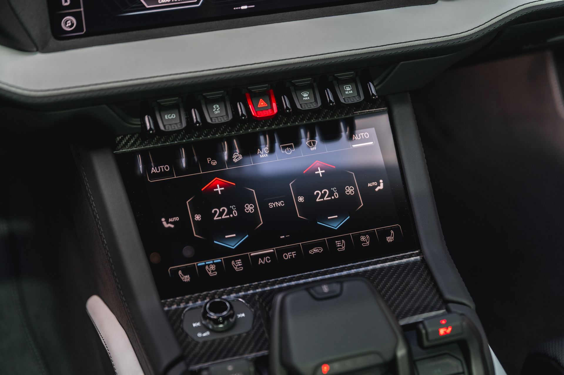 Lamborghini Urus SE в Crystal Car под заказ