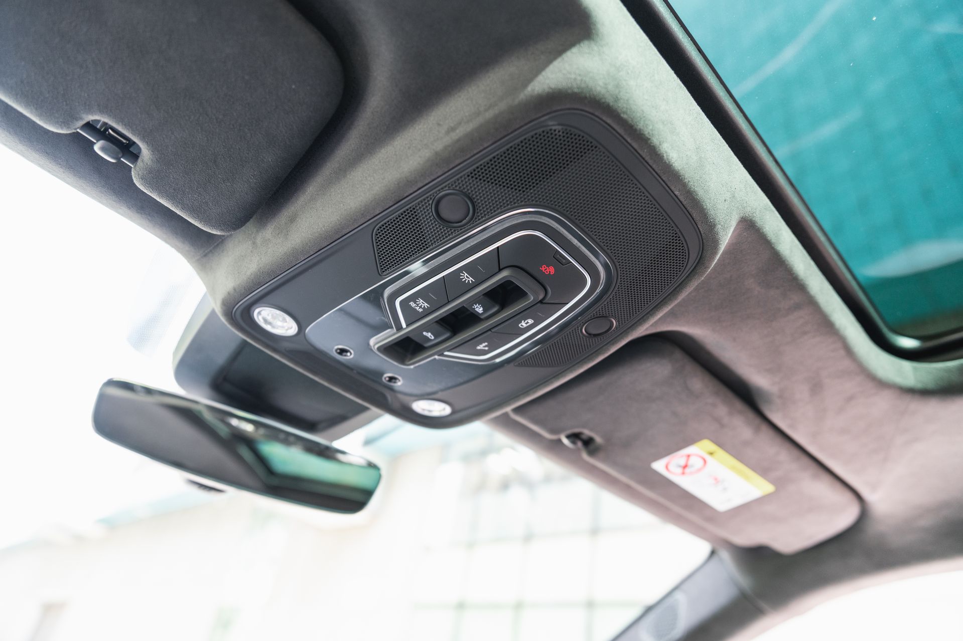 Lamborghini Urus SE в Crystal Car под заказ