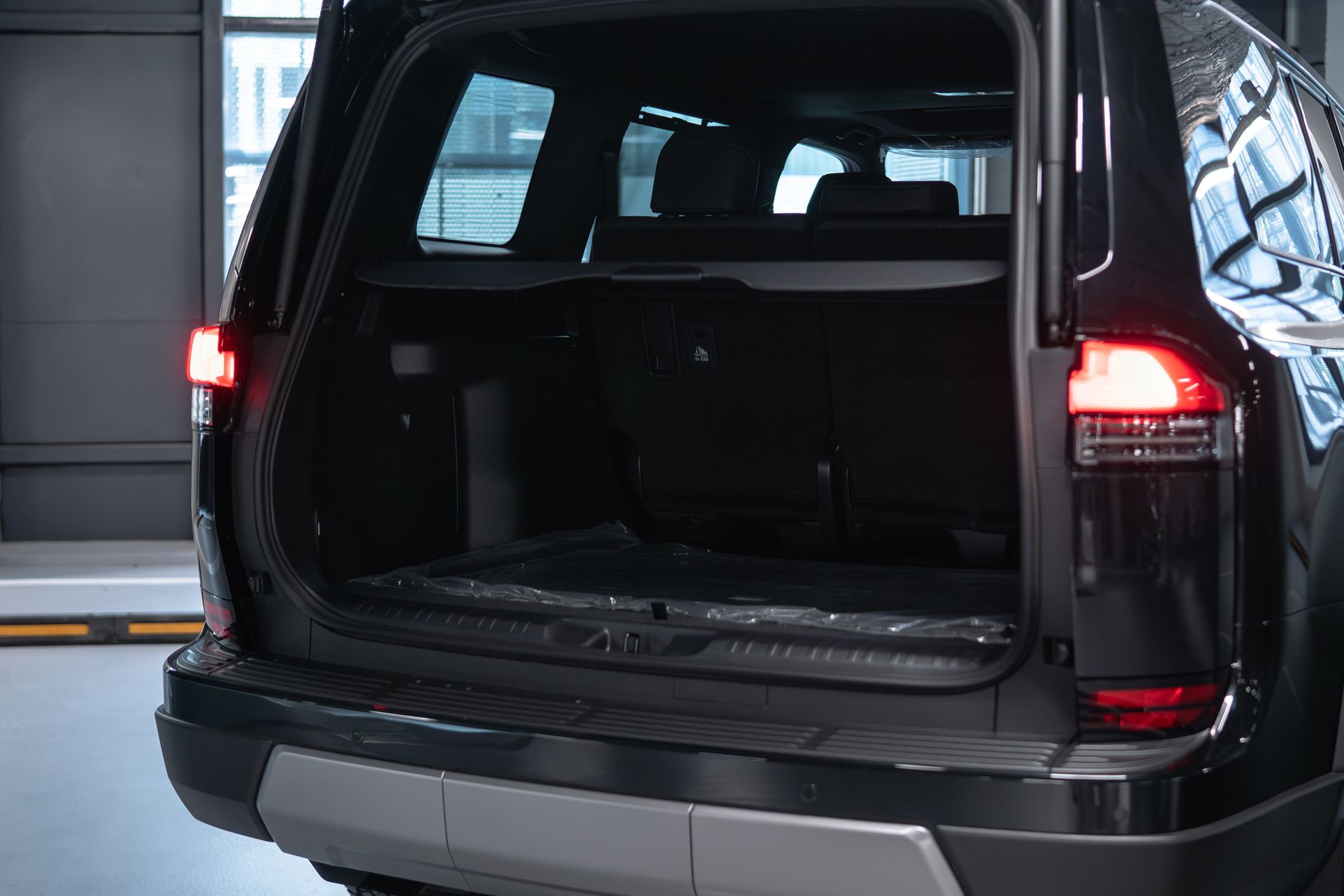 Черный Lexus GX Luxury plus в Crystal Car под заказ