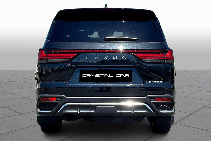 Черный Lexus LX VIP Leader 700h в Crystal Car под заказ