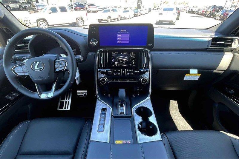 Черный Lexus LX VIP Leader 700h в Crystal Car под заказ