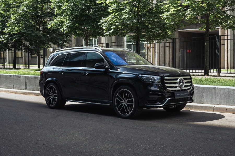 Черный Mercedes-Benz GLS 450 d 4MATIC в Crystal Car под заказ