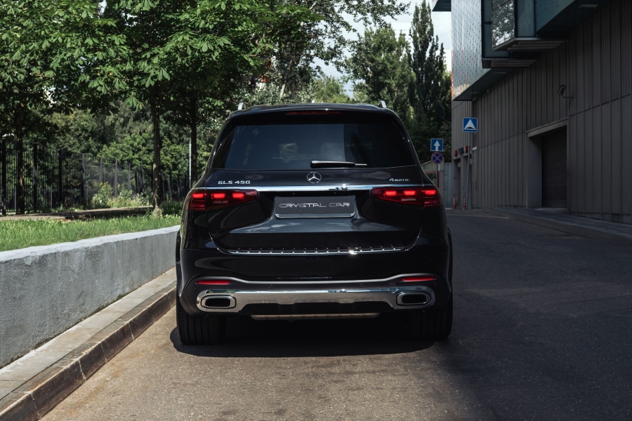 Черный Mercedes-Benz GLS 450 d 4MATIC в Crystal Car под заказ
