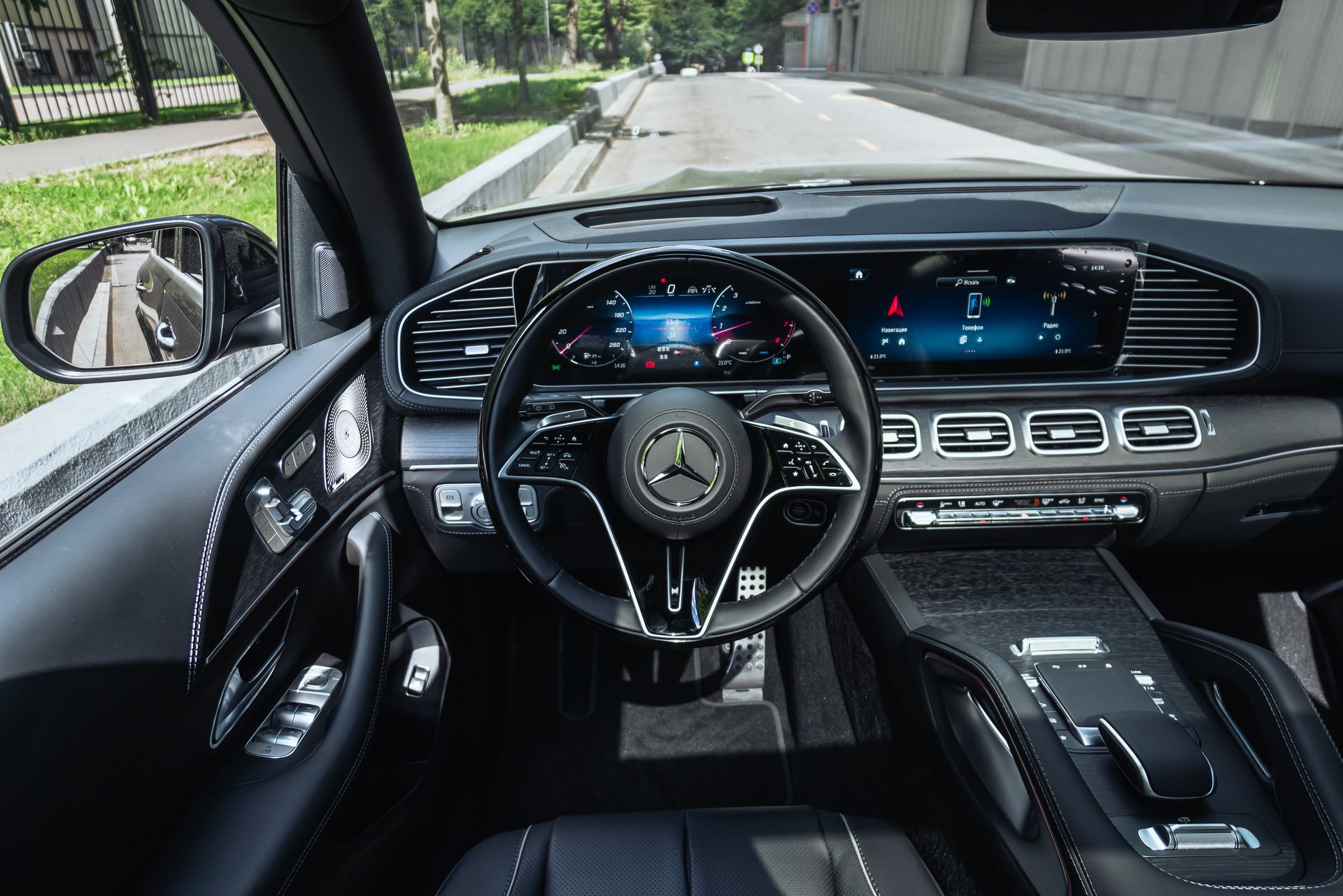 Черный Mercedes-Benz GLS 450 d 4MATIC в Crystal Car под заказ