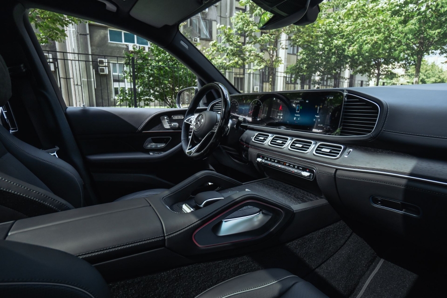 Черный Mercedes-Benz GLS 450 d 4MATIC в Crystal Car под заказ