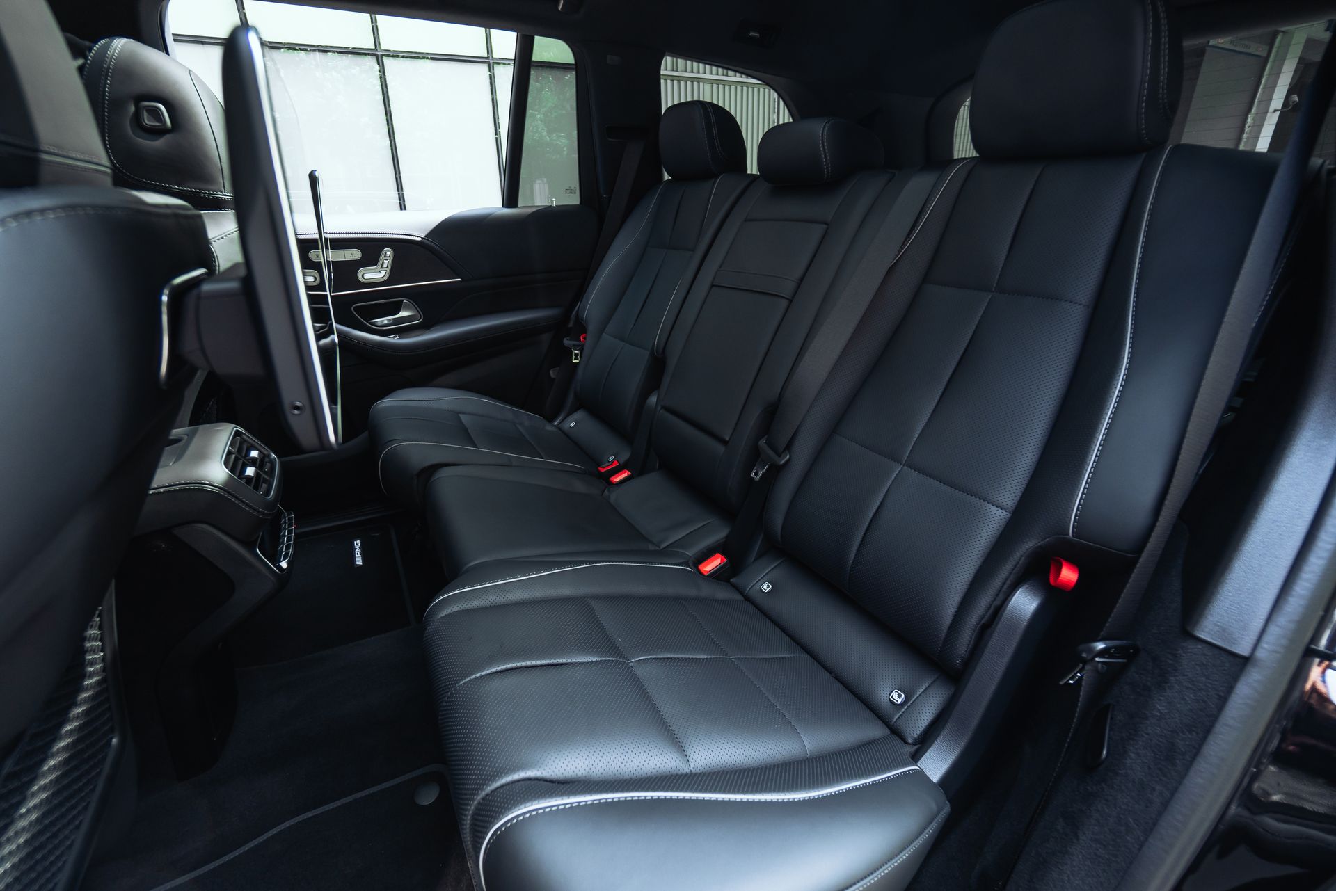 Черный Mercedes-Benz GLS 450 d 4MATIC в Crystal Car под заказ