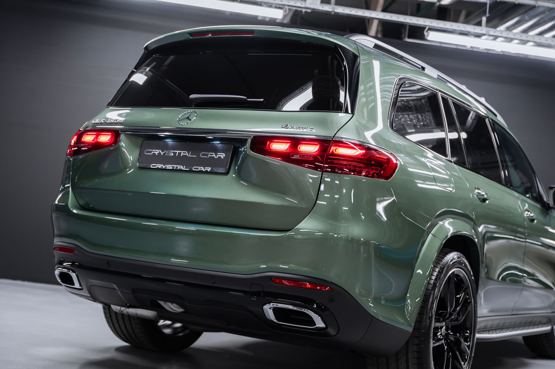 Зеленый хаки Mercedes-Benz GLS 450 d 4MATIC в Crystal Car под заказ