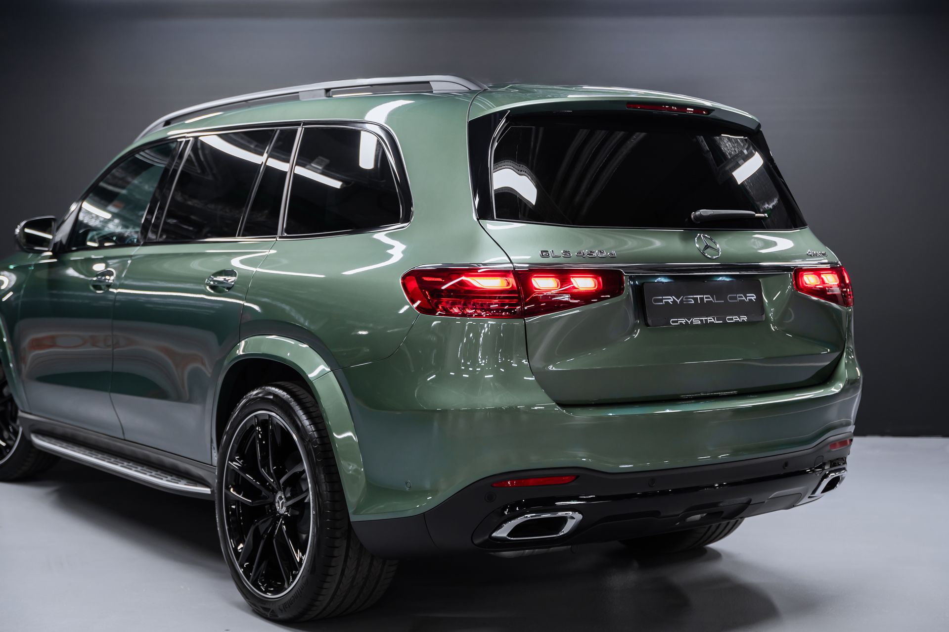 Зеленый хаки Mercedes-Benz GLS 450 d 4MATIC в Crystal Car под заказ