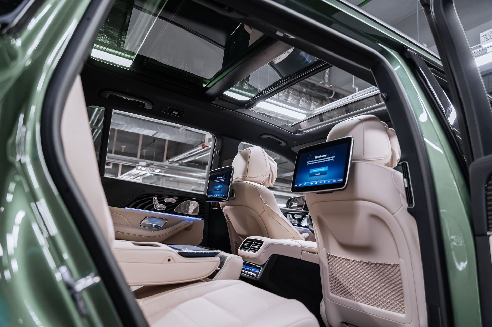 Зеленый хаки Mercedes-Benz GLS 450 d 4MATIC в Crystal Car под заказ