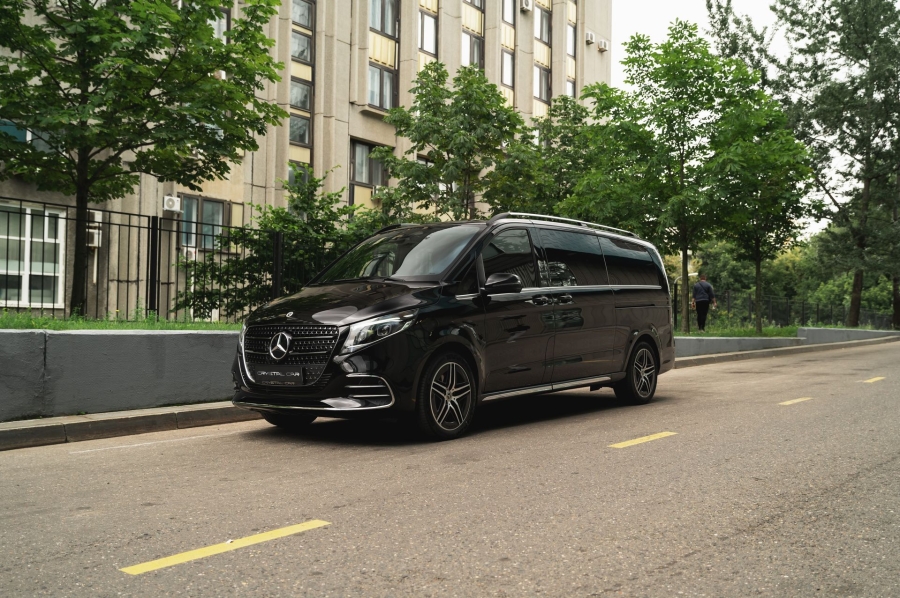 Mercedes-Benz V-Class Avantgarde