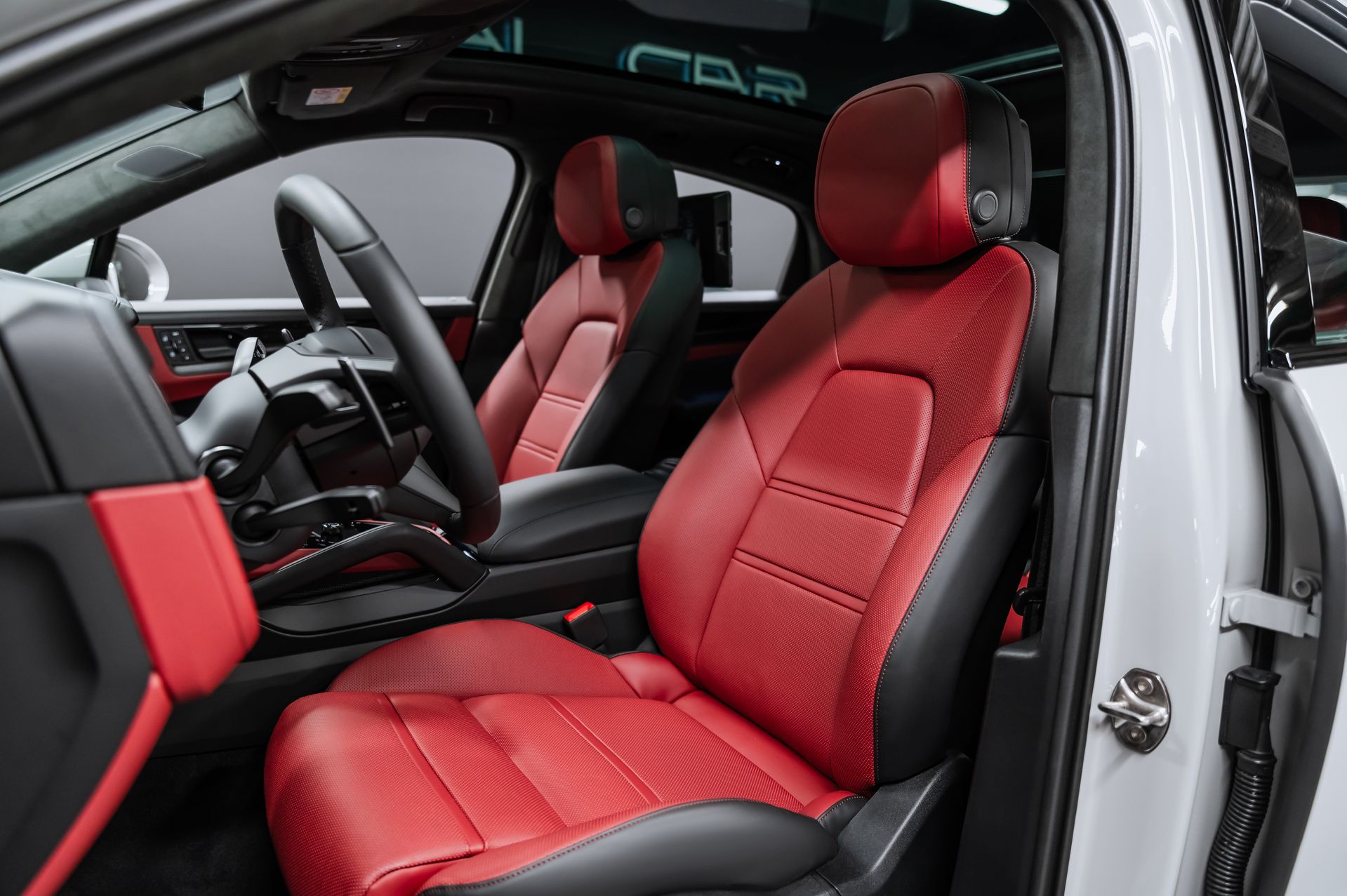 Porsche Cayenne GTS Coupé серый в Crystal Car под заказ