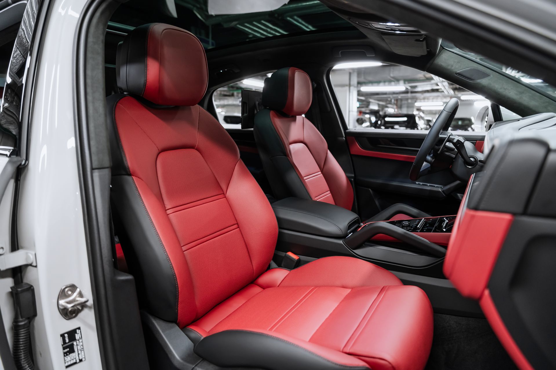 Porsche Cayenne GTS Coupé серый в Crystal Car под заказ