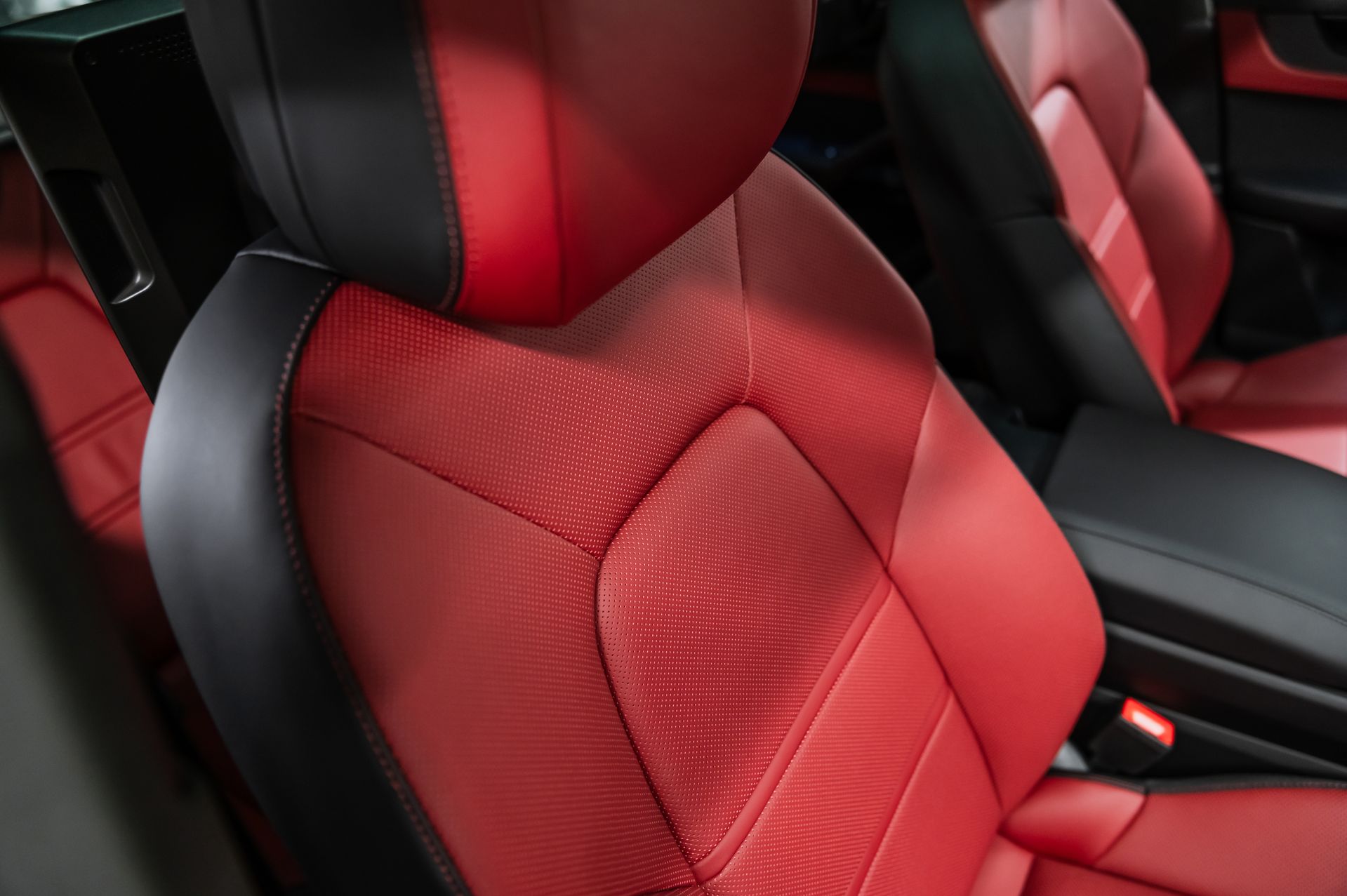 Porsche Cayenne GTS Coupé серый в Crystal Car под заказ