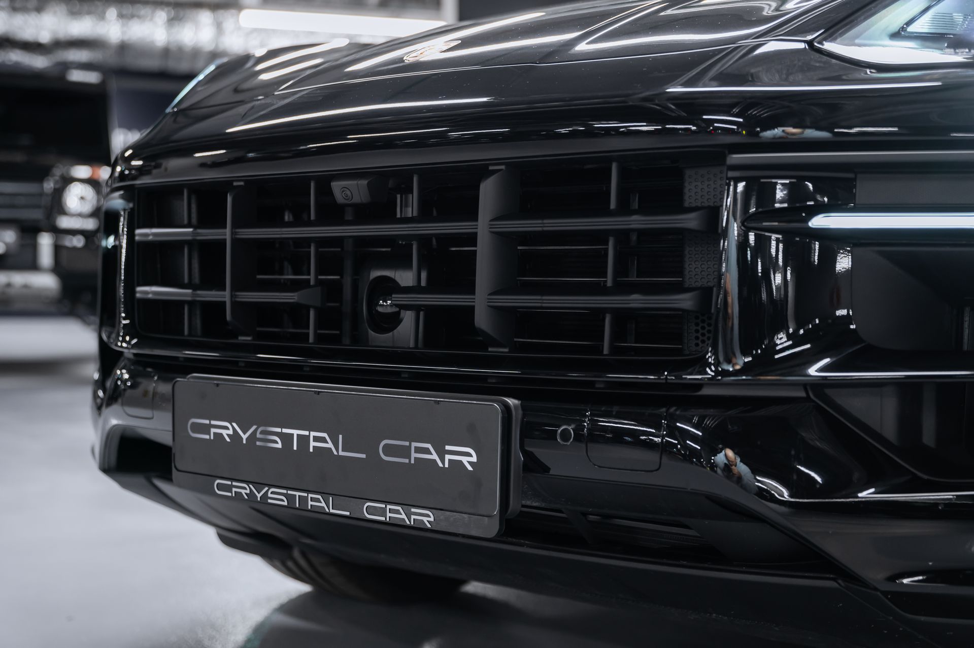 Черный Porsche Cayenne S Coupé в Crystal Car под заказ