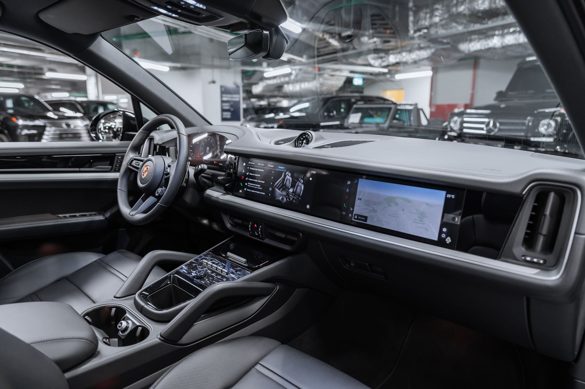 Черный Porsche Cayenne S Coupé в Crystal Car под заказ