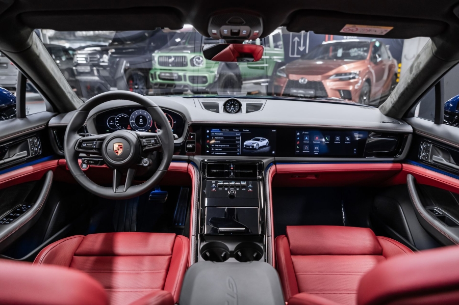 Купить Porsche Panamera GTS синий бензин под заказ в Crystal Car