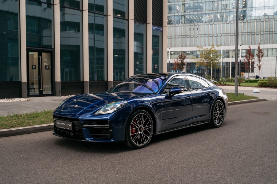 Купить Porsche Panamera GTS синий бензин под заказ в Crystal Car
