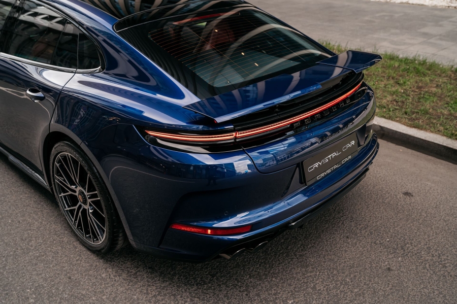 Купить Porsche Panamera GTS синий бензин под заказ в Crystal Car