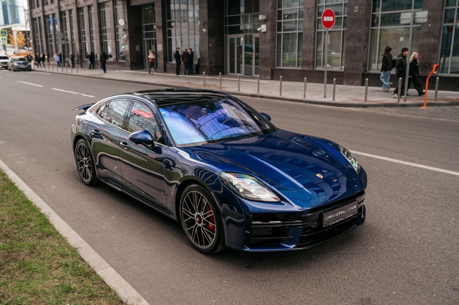 Купить Porsche Panamera GTS синий бензин под заказ в Crystal Car