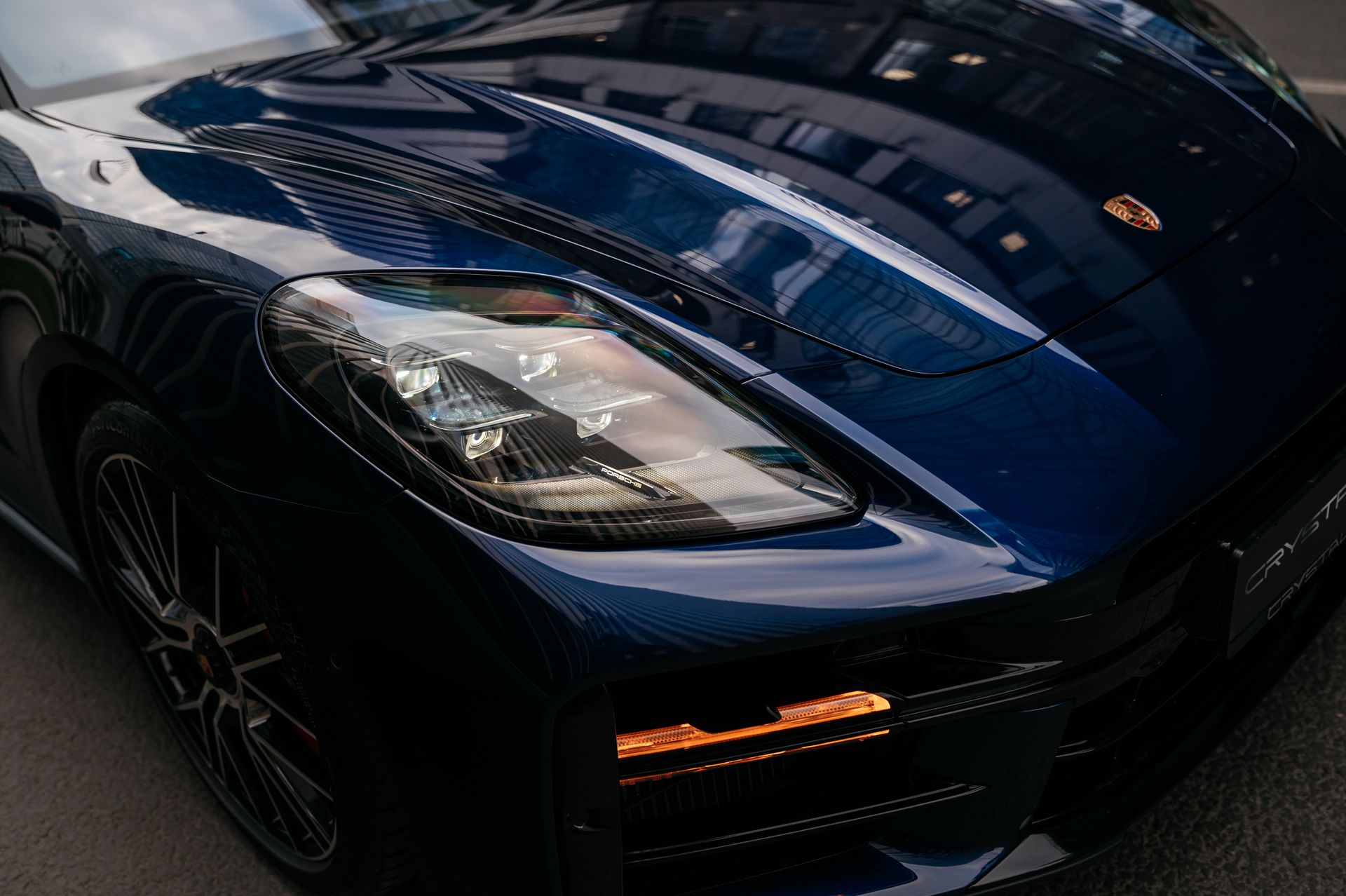 Купить Porsche Panamera GTS синий бензин под заказ в Crystal Car