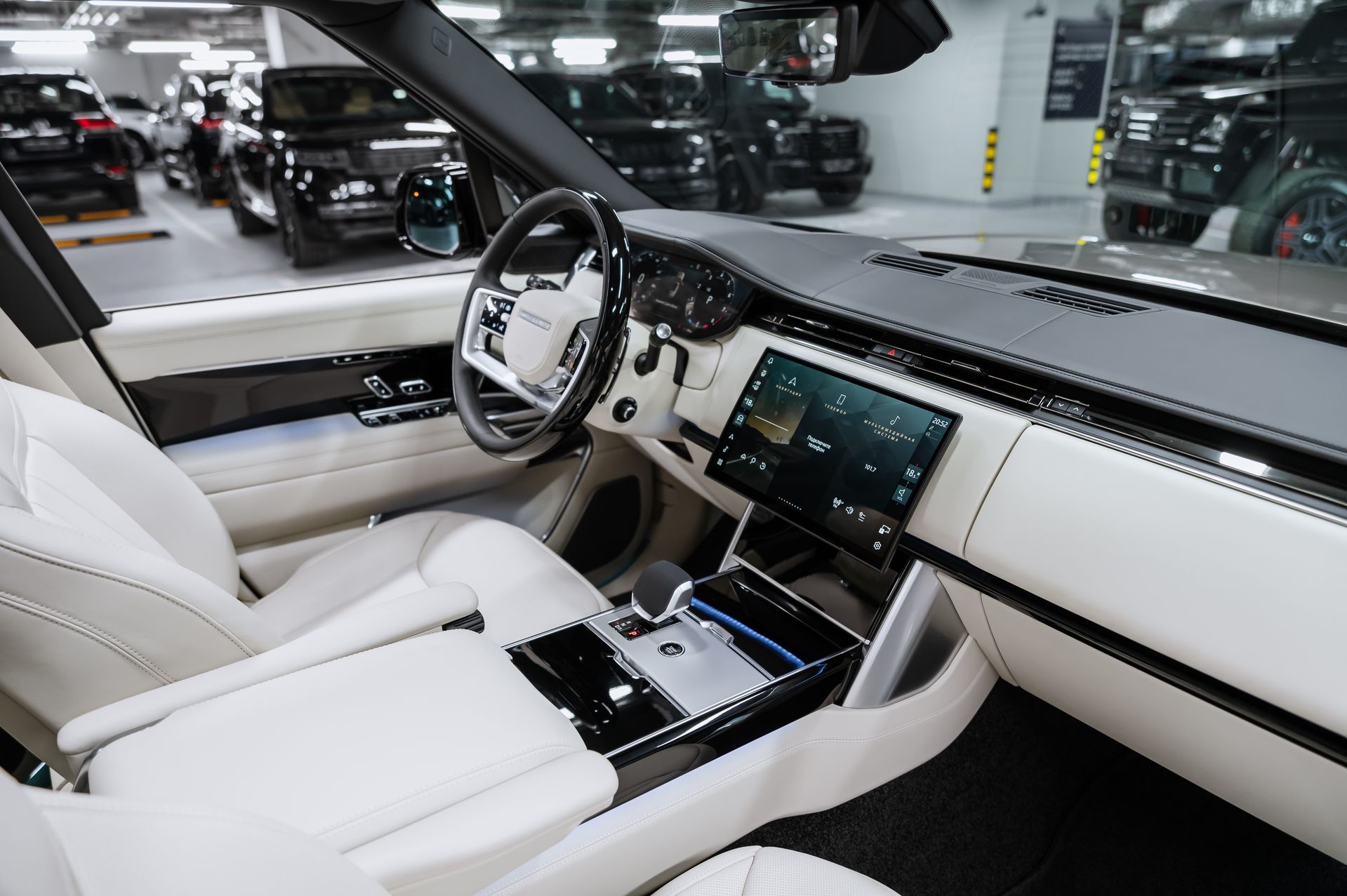 Жемчужный Land Rover Range Rover Autobiography в Crystal Car под заказ