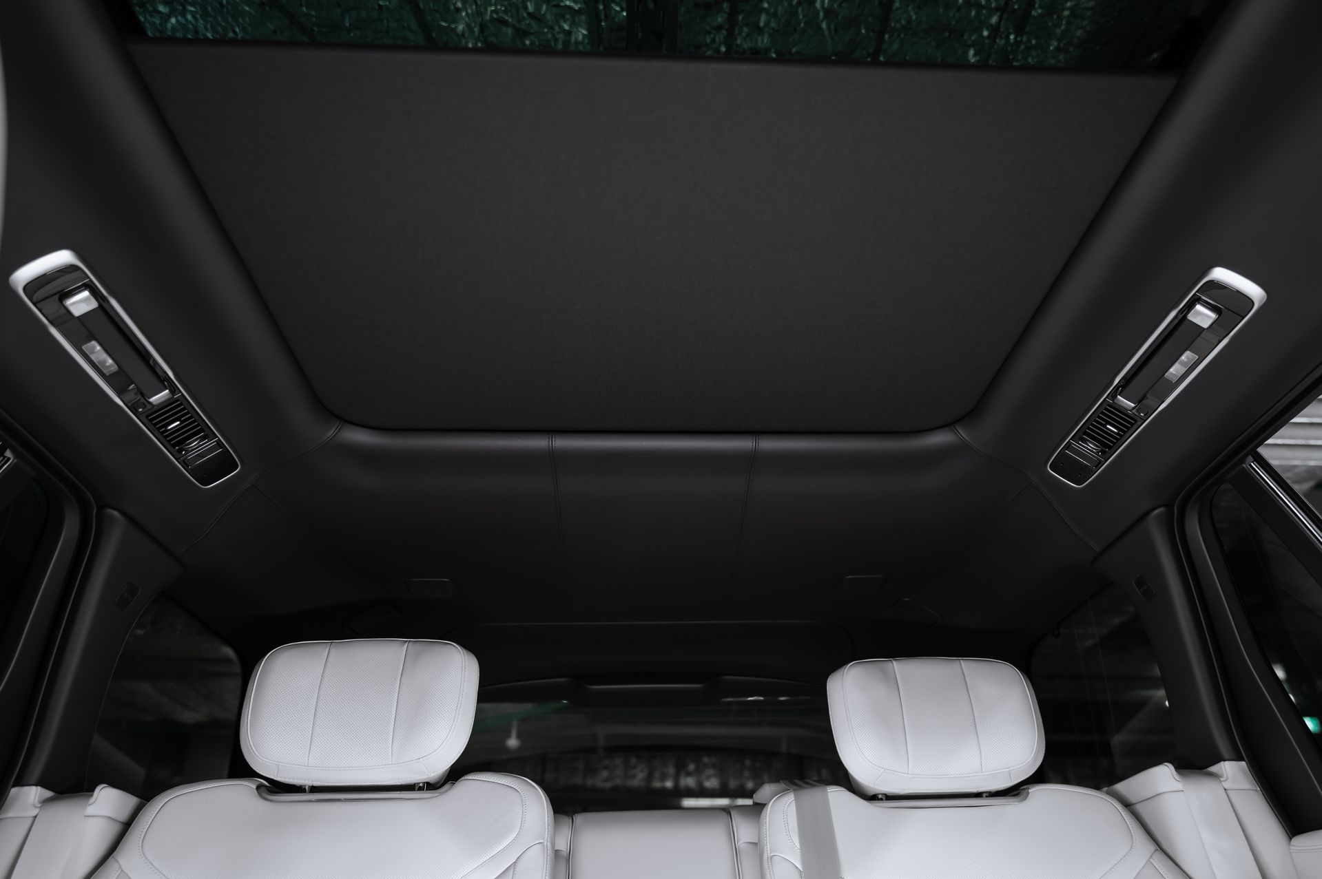 Жемчужный Land Rover Range Rover Autobiography в Crystal Car под заказ