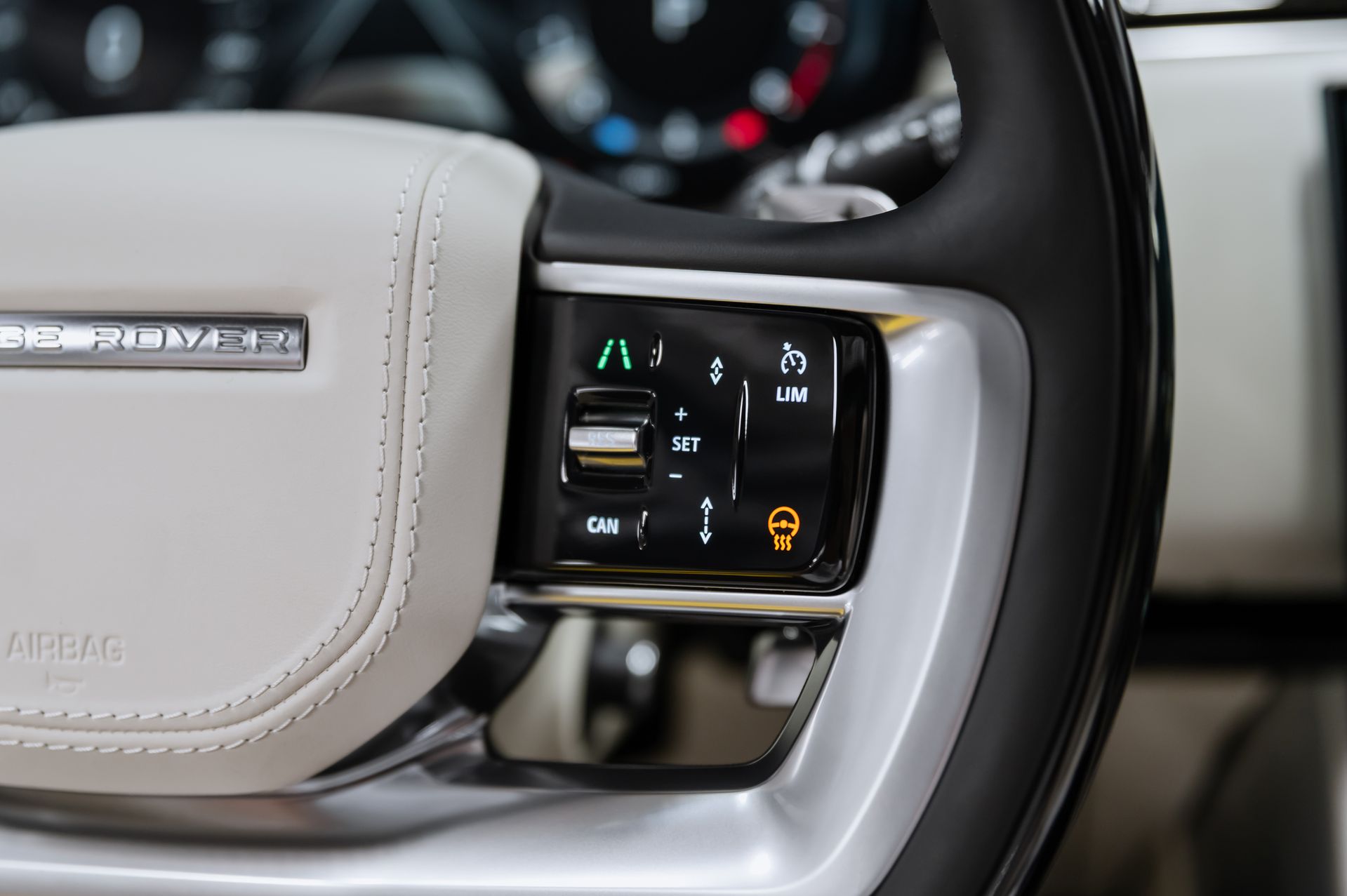 Жемчужный Land Rover Range Rover Autobiography в Crystal Car под заказ