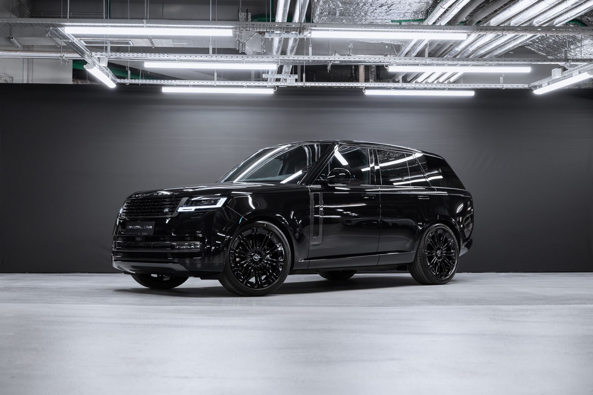 Черный Land Rover Range Rover Autobiography D350 в Crystal Car под заказ