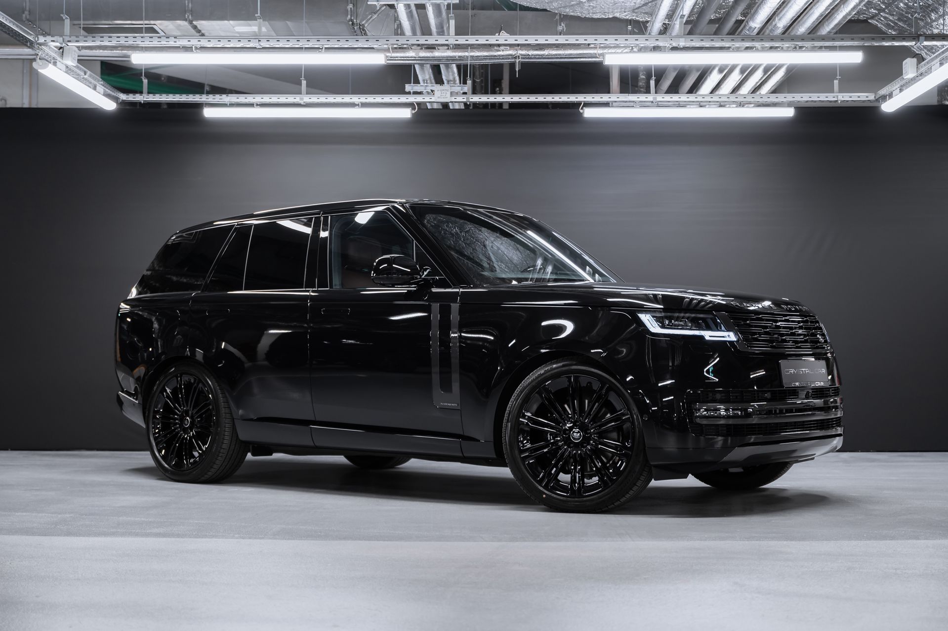 Черный Land Rover Range Rover Autobiography D350 в Crystal Car под заказ