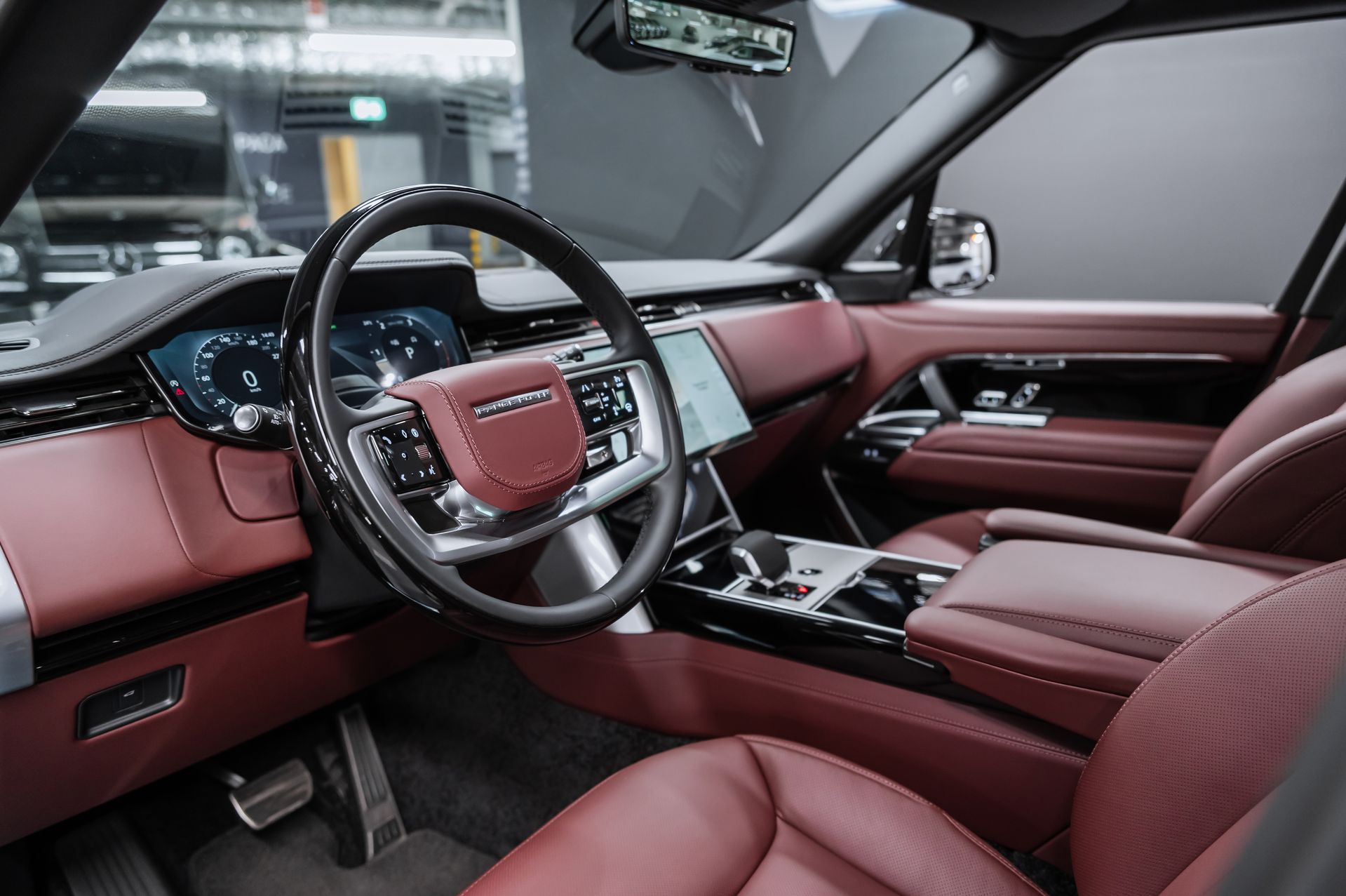 Черный Land Rover Range Rover Autobiography D350 в Crystal Car под заказ