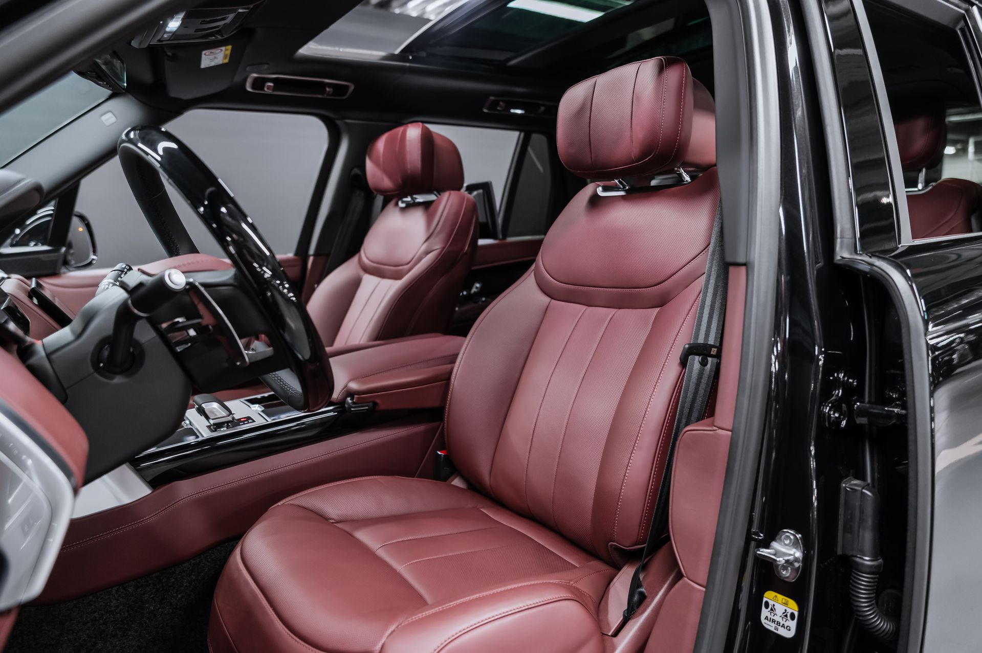 Черный Land Rover Range Rover Autobiography D350 в Crystal Car под заказ