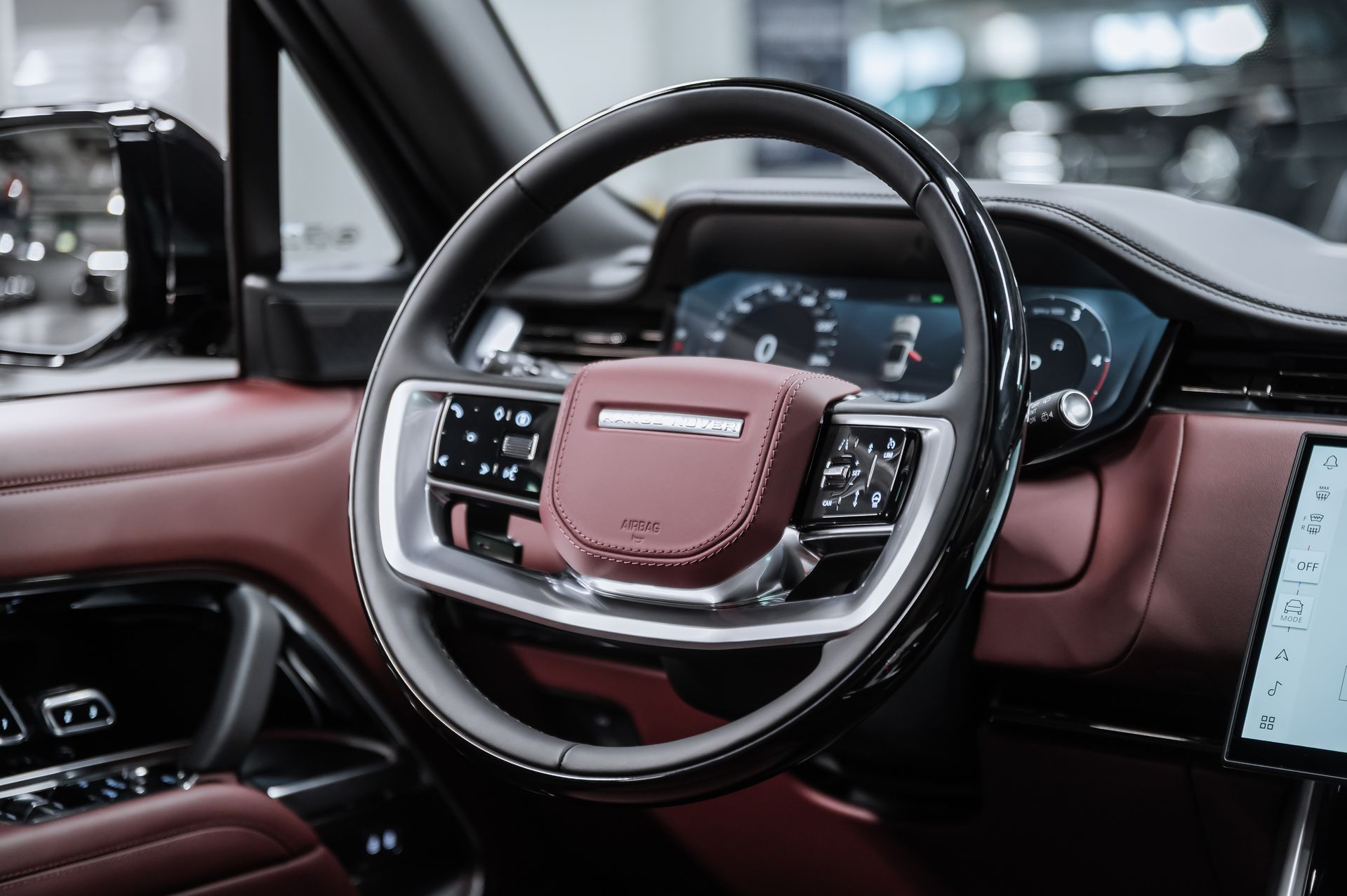 Черный Land Rover Range Rover Autobiography D350 в Crystal Car под заказ