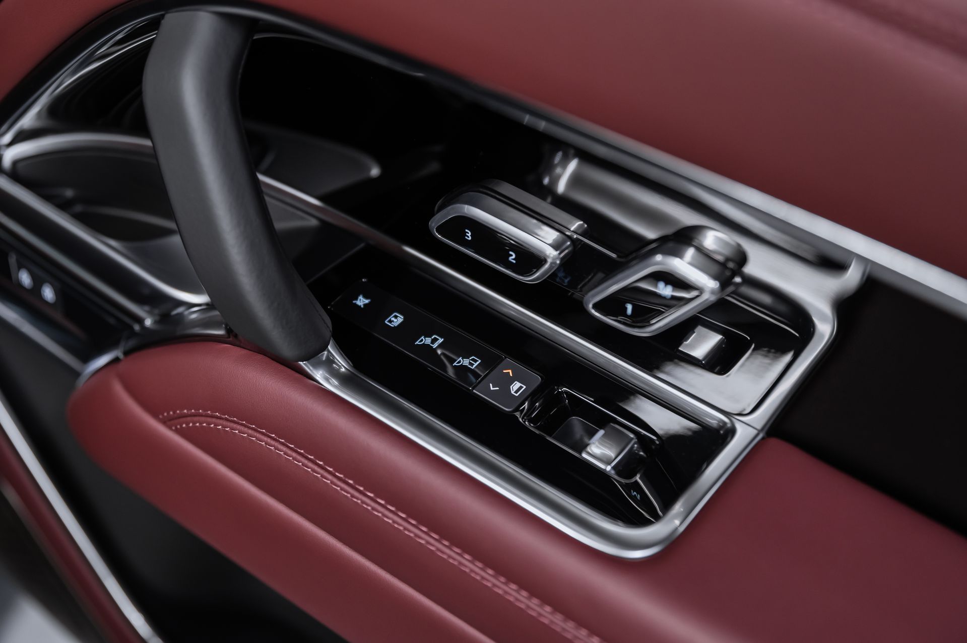 Черный Land Rover Range Rover Autobiography D350 в Crystal Car под заказ