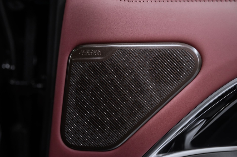 Черный Land Rover Range Rover Autobiography D350 в Crystal Car под заказ