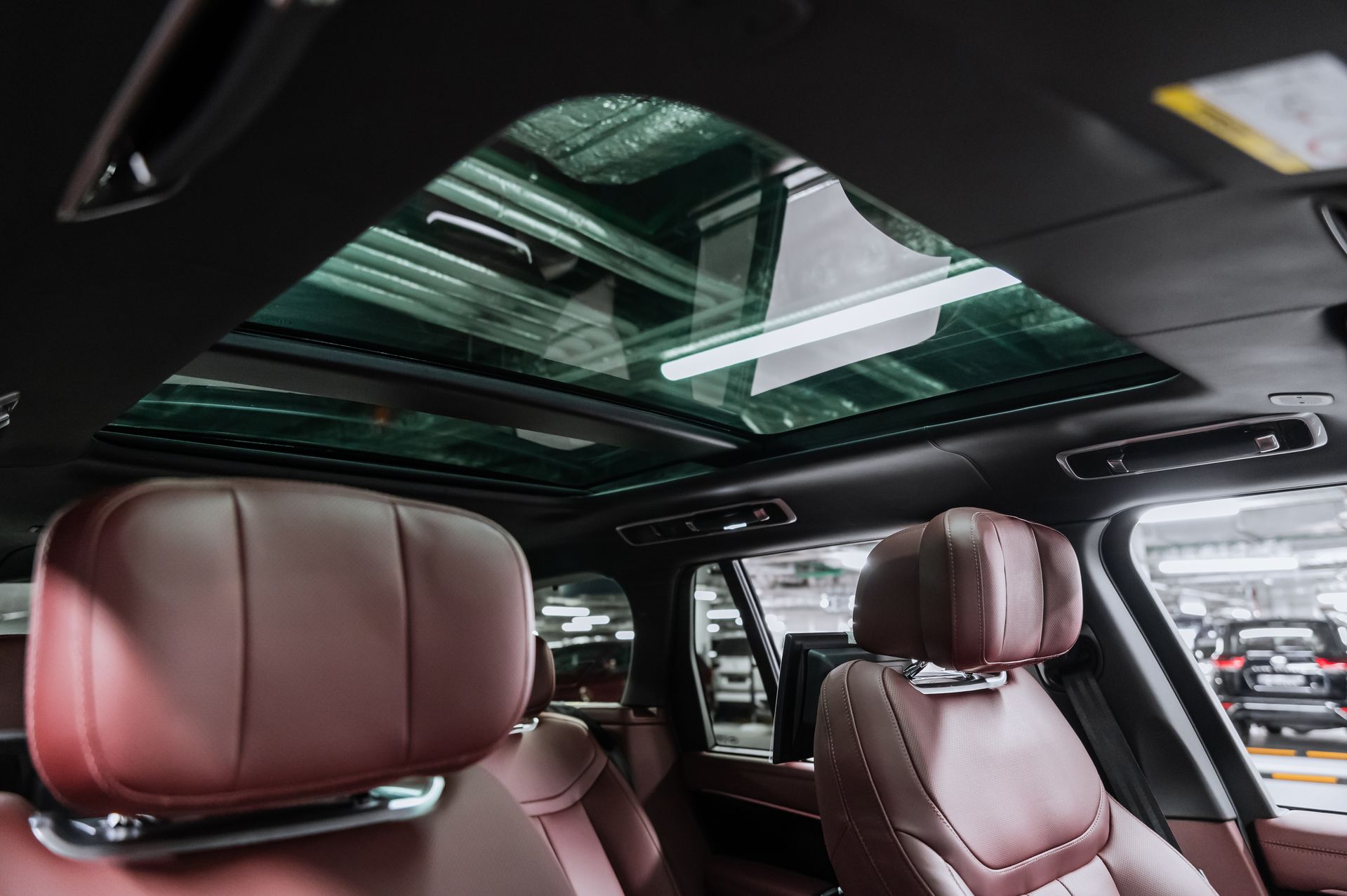 Черный Land Rover Range Rover Autobiography D350 в Crystal Car под заказ