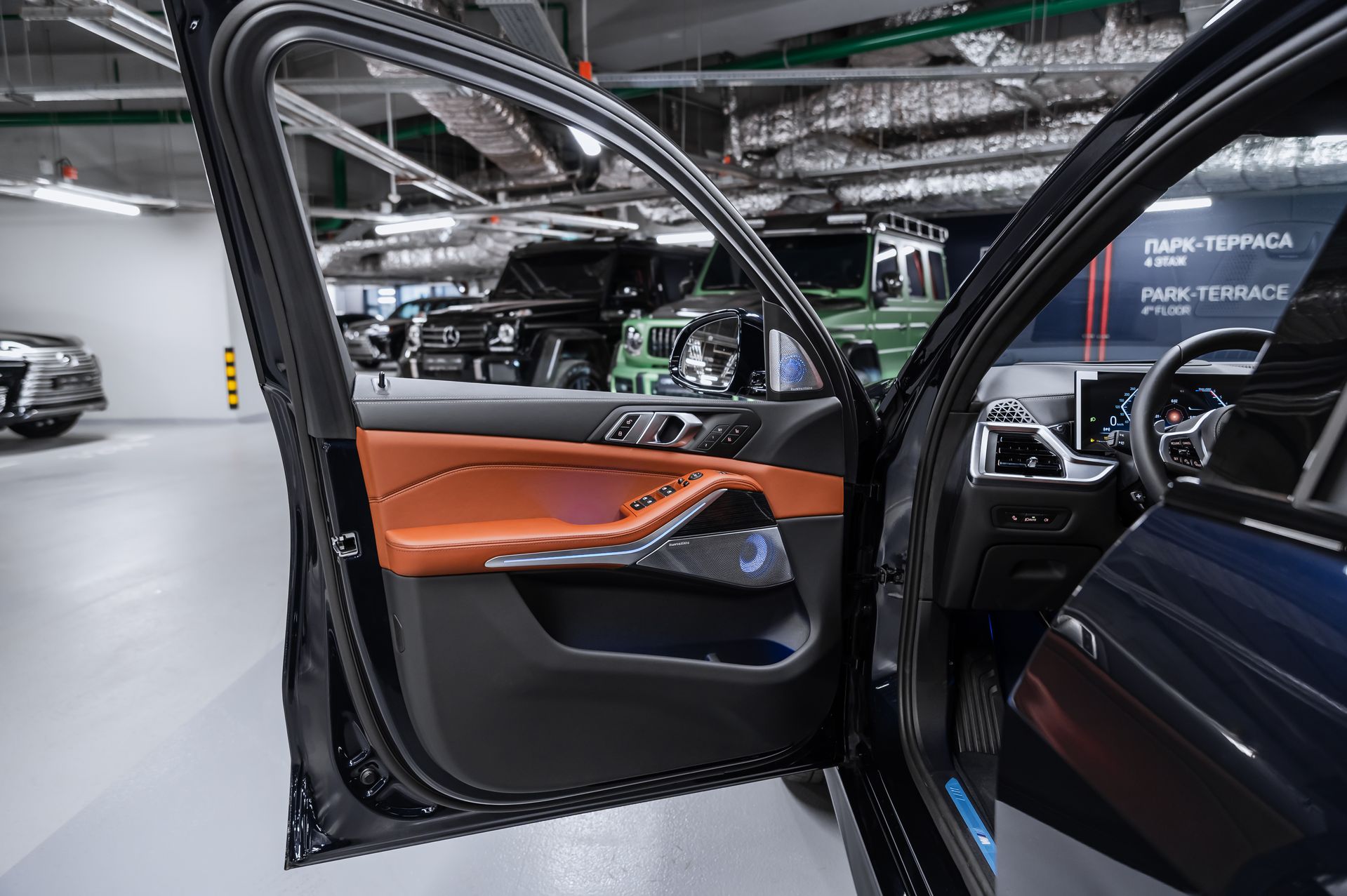 BMW X5 xDrive40d M Sport Pro черный в Crystal Car под заказ