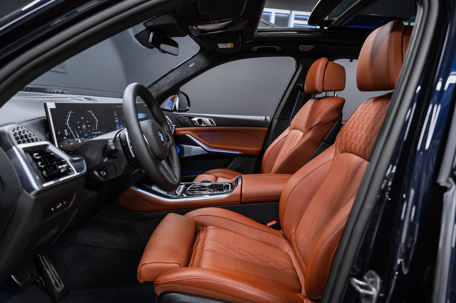 BMW X5 xDrive40d M Sport Pro черный в Crystal Car под заказ