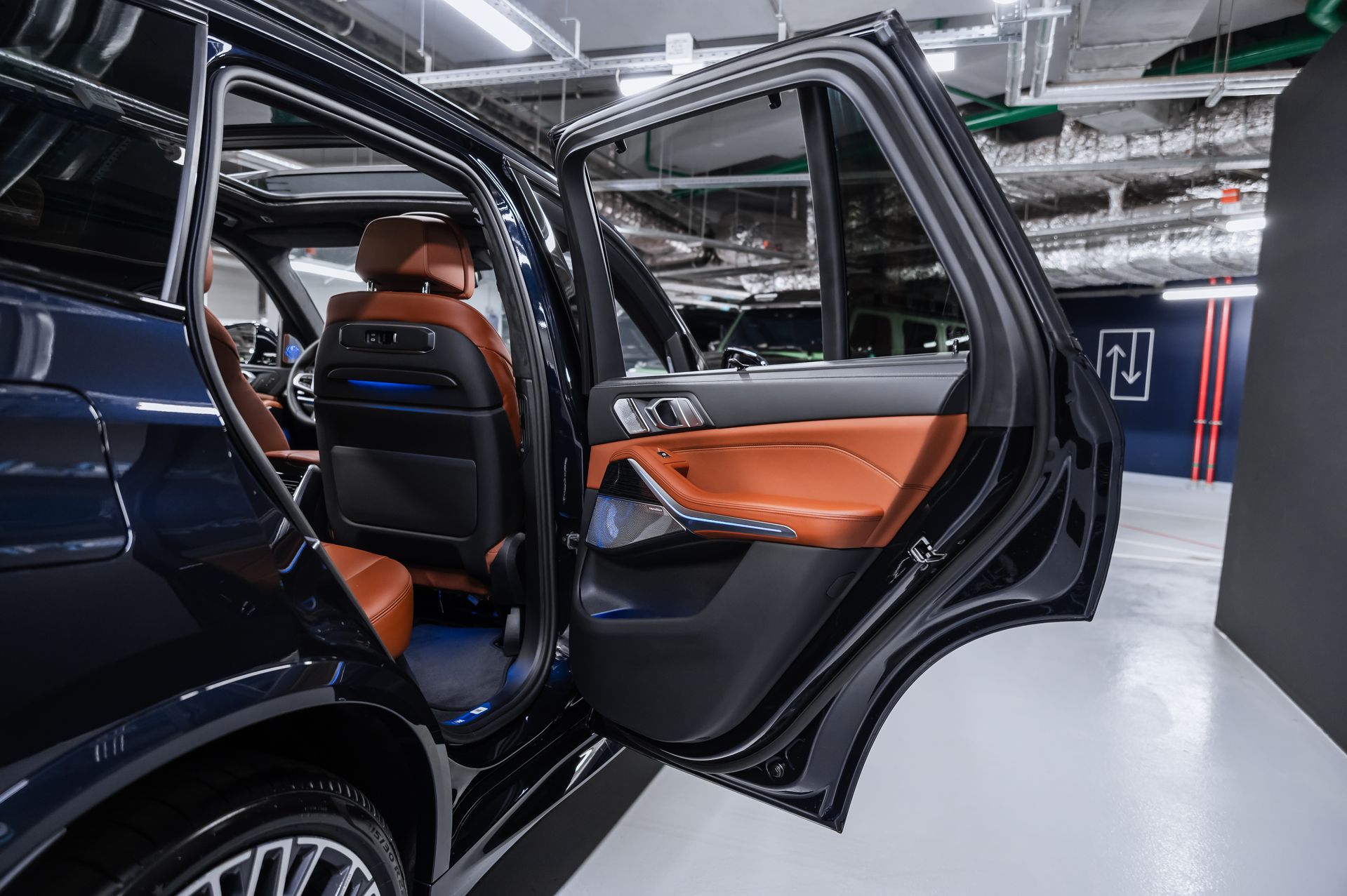 BMW X5 xDrive40d M Sport Pro черный в Crystal Car под заказ