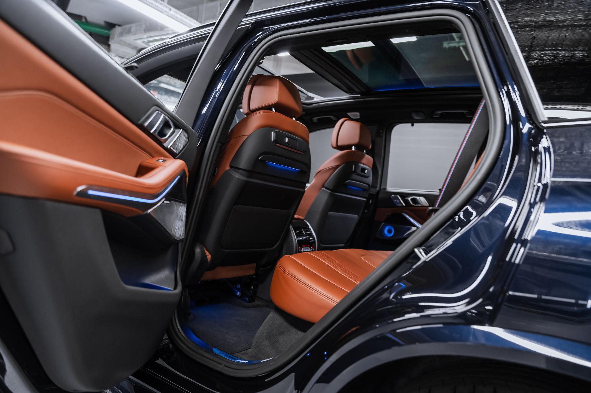 BMW X5 xDrive40d M Sport Pro черный в Crystal Car под заказ